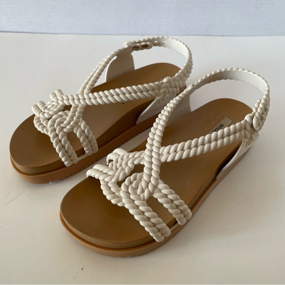 Melissa + Salinas Cosmic Sandals in White and Natural Size US 5 - Picture 2 of 14